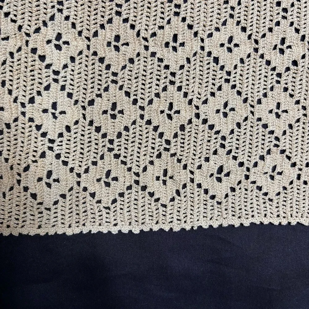 Elegant Crochet Lace Placemats, tray mats, doilies, table mats, set of 4,